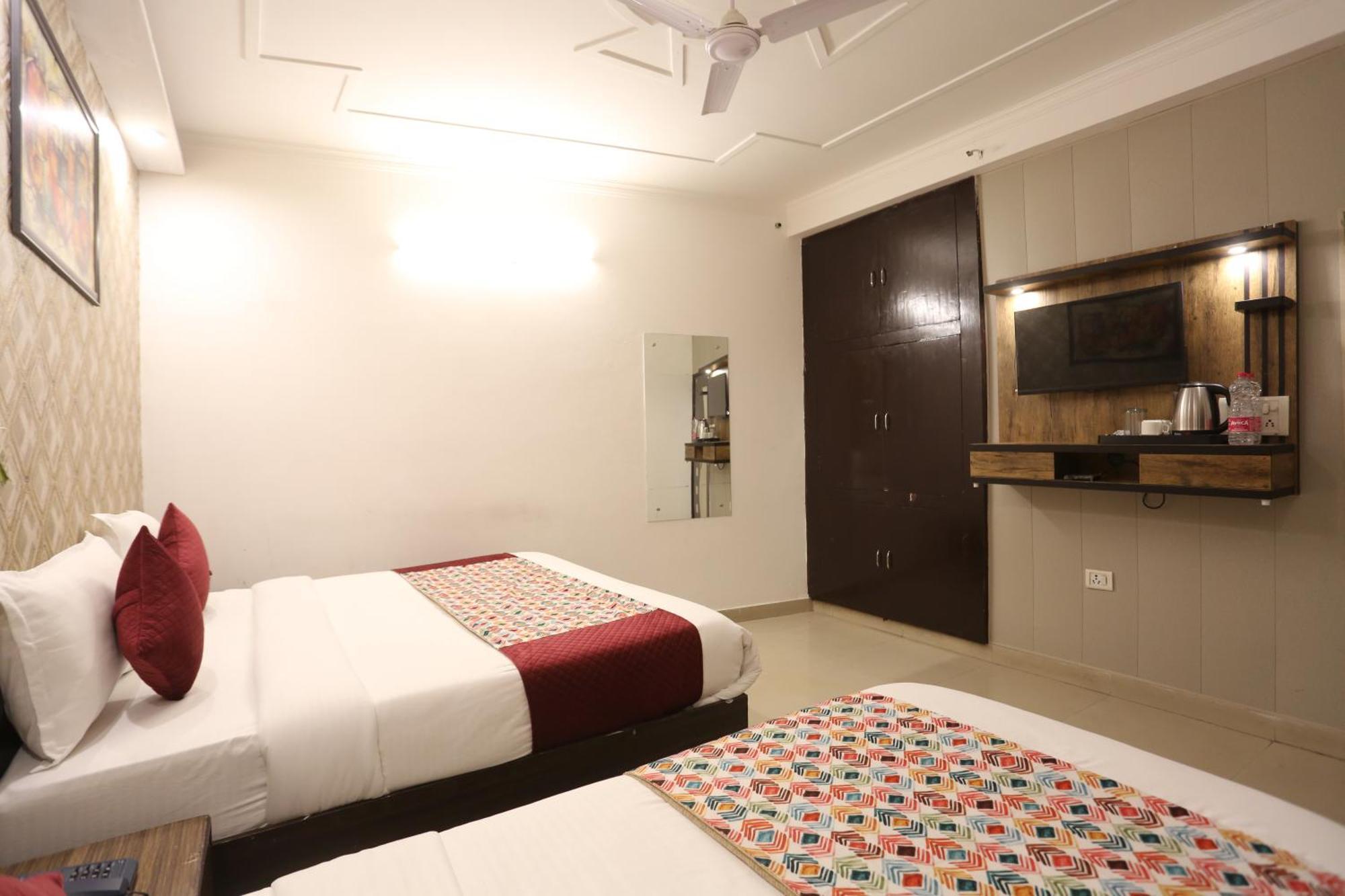 Backpackers - Ink Hotels Delhi Airport By Ss Group New Delhi Exterior photo